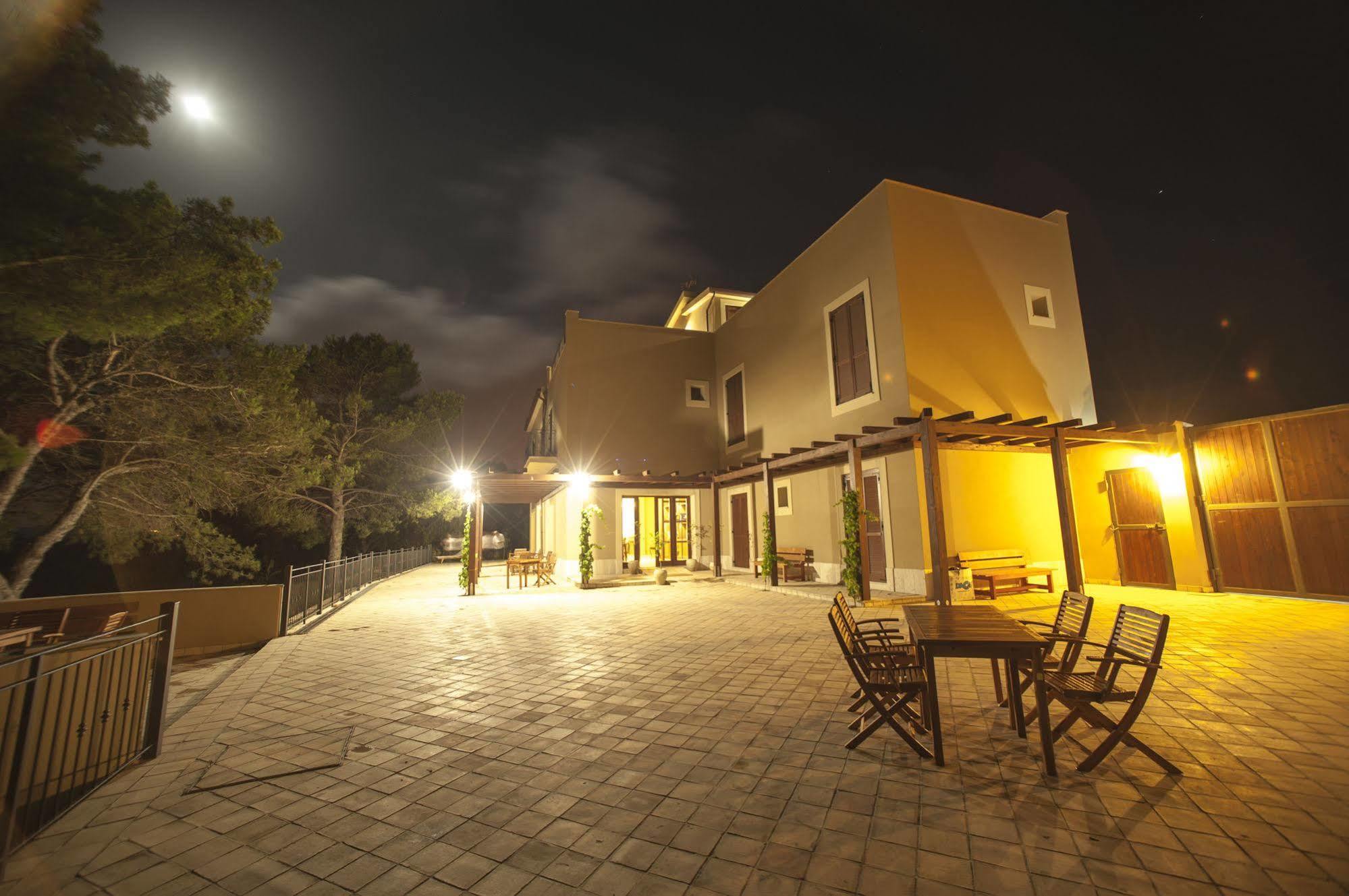 Feudo Del Biviere Villa Santa Ninfa Exterior foto